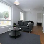 Spacious For 5 With Sauna In Lonttinen Apartament